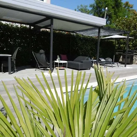 Luka Gray Mit Pool Holiday home Funtana