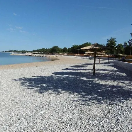 Holiday home Luka Gray Mit Pool